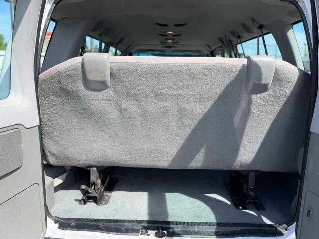 2012 Ford E-350 Super Duty XLT