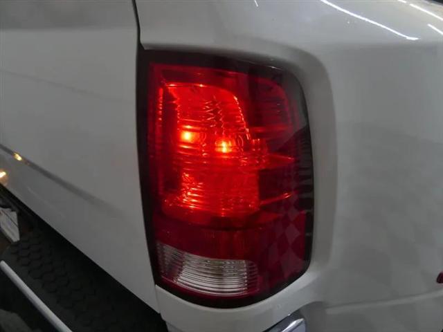 2018 Ram 3500 Tradesman Crew Cab 4x4 8' Box