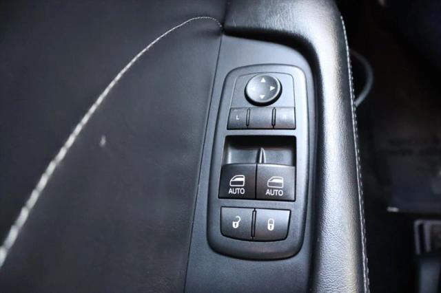 2016 Dodge Challenger SXT Plus