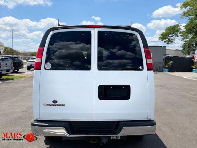 2013 Chevrolet Express LT