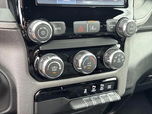 2026 Ram 1500 Tradesman Crew Cab 4x4 57 Box