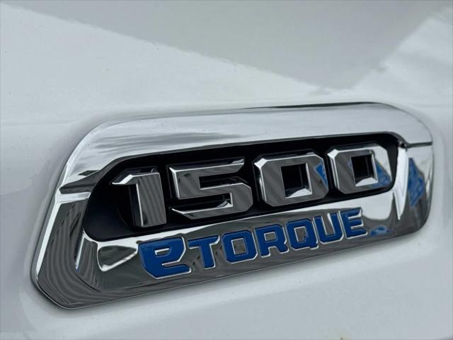 2026 Ram 1500 Tradesman Crew Cab 4x4 57 Box