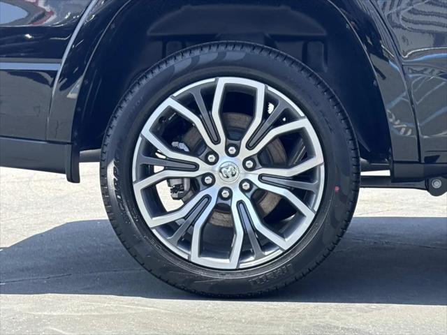 2026 Ram 1500 Tungsten Crew Cab 4x4 57 Box