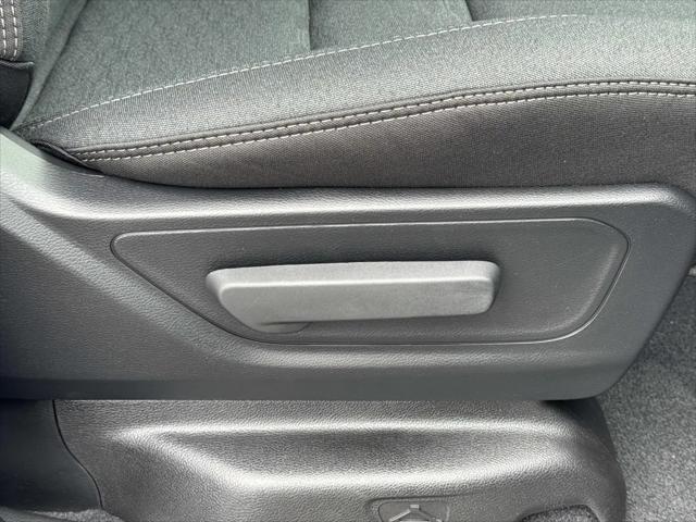 2026 Ram 1500 Big Horn Crew Cab 4x2 57 Box
