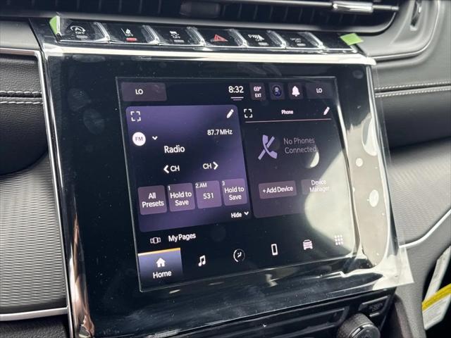 2026 Jeep Grand Cherokee Laredo 4x2