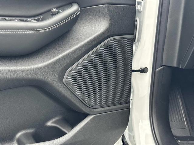 2026 Jeep Grand Cherokee Laredo 4x2