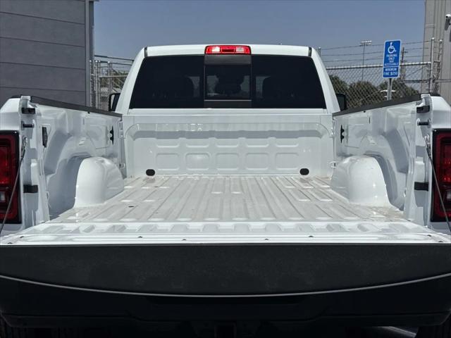 2026 Ram 3500 Tradesman Crew Cab 4x4 8' Box