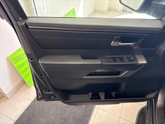 2026 Toyota Tundra SR5 CrewMax 5.5' Bed