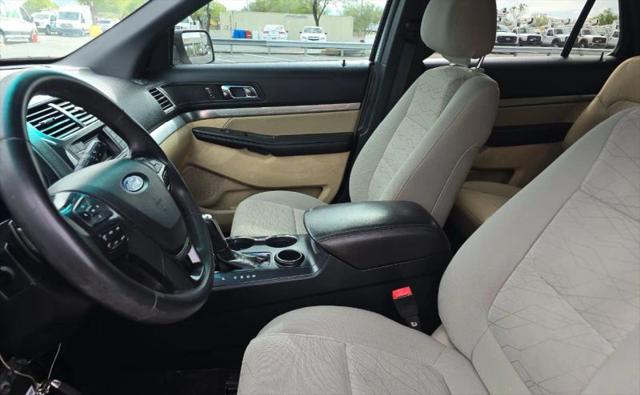 2017 Ford Explorer Base