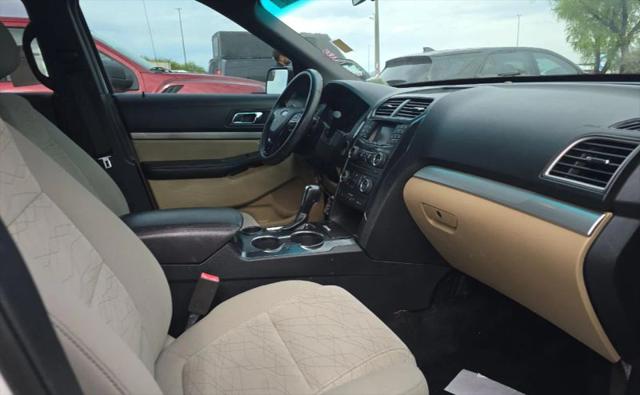 2017 Ford Explorer Base