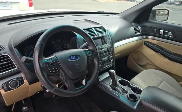 2017 Ford Explorer Base