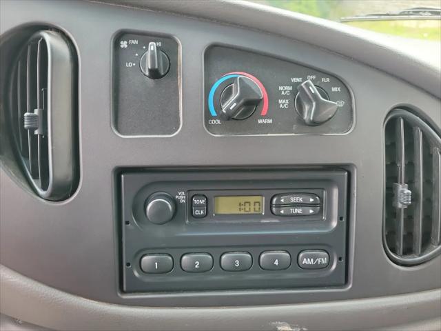 2006 Ford E-350 Super Duty E-350 Super Duty