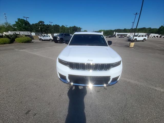 2026 Jeep Grand Cherokee L Laredo 4x2