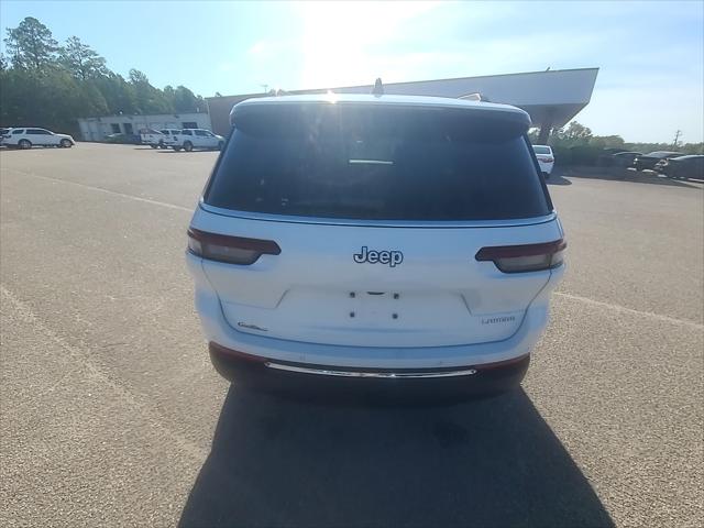 2026 Jeep Grand Cherokee L Laredo 4x2