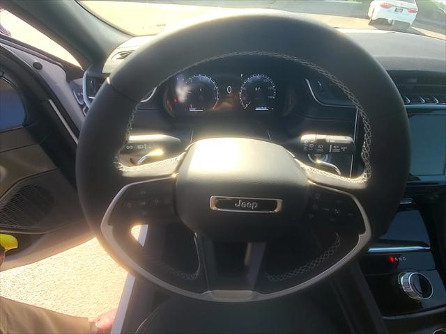 2026 Jeep Grand Cherokee L Laredo 4x2