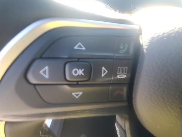 2026 Jeep Grand Cherokee L Laredo 4x2