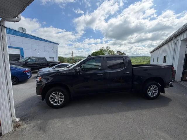 2023 Chevrolet Silverado 1500 4WD Crew Cab Short Bed LT with 2FL