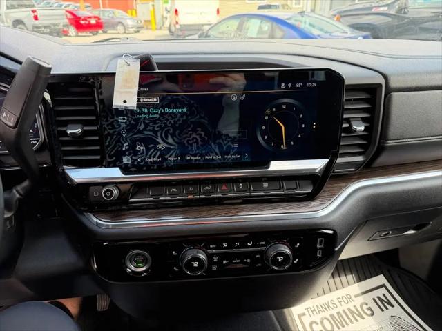 2023 Chevrolet Silverado 1500 4WD Crew Cab Short Bed LT with 2FL