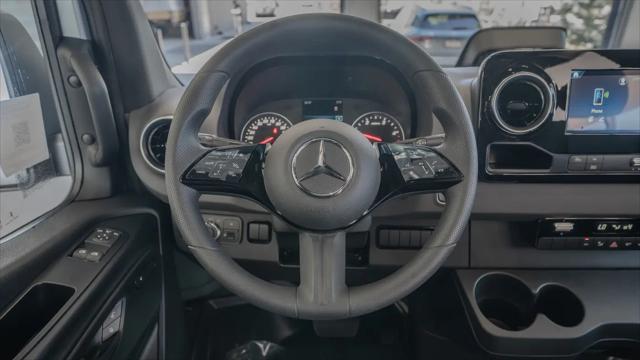 2025 Mercedes-Benz Sprinter 2500 High Roof 4-Cyl Diesel HO