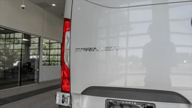 2025 Mercedes-Benz Sprinter 2500 High Roof 4-Cyl Diesel HO