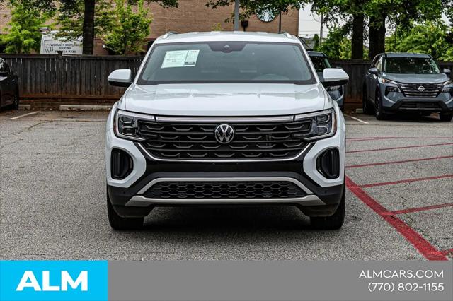 2024 Volkswagen Atlas Cross Sport 2.0T SE w/Technology
