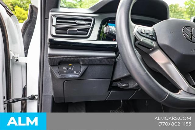 2024 Volkswagen Atlas Cross Sport 2.0T SE w/Technology