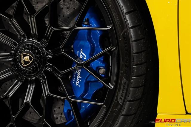 2022 Lamborghini Huracan Coupe
