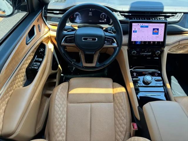 2025 Jeep Grand Cherokee L Summit Reserve 4x4
