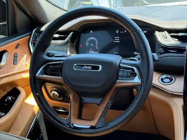 2025 Jeep Grand Cherokee L Summit Reserve 4x4
