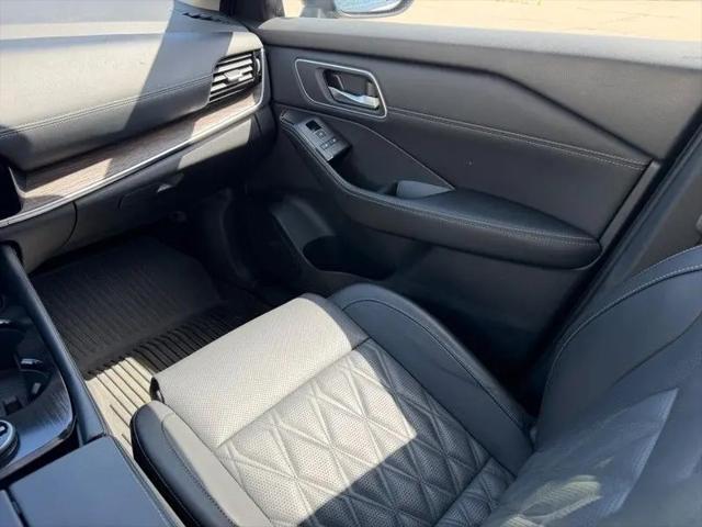 2025 Nissan Rogue Platinum Intelligent AWD