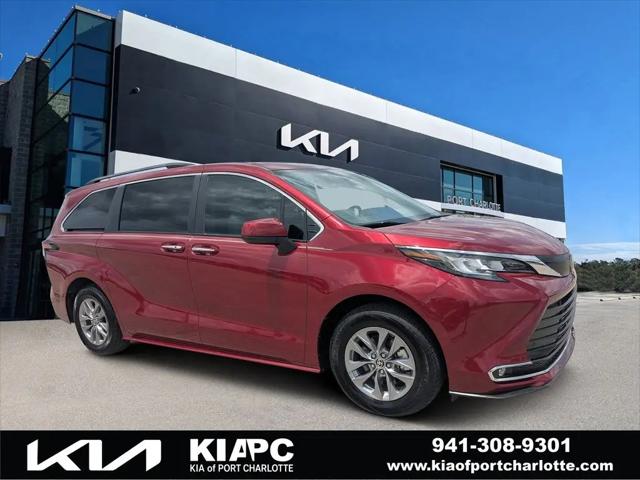 2022 Toyota Sienna XLE for sale in Port Charlotte, FL