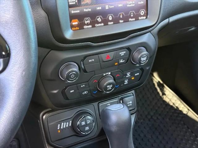 2022 Jeep Renegade Trailhawk 4x4