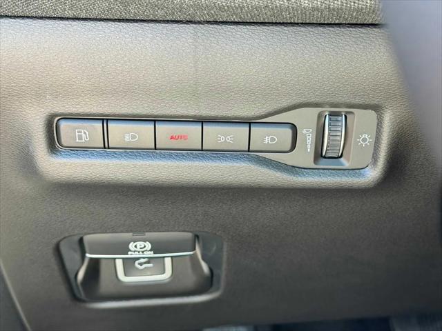 2026 Jeep Cherokee Laredo 4x4