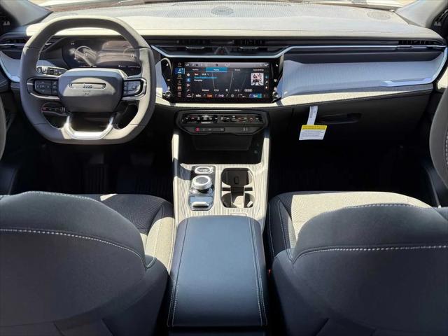 2026 Jeep Cherokee Laredo 4x4