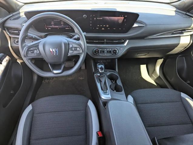 2025 Buick NV Preferred FWD