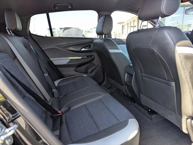 2025 Buick NV Preferred FWD
