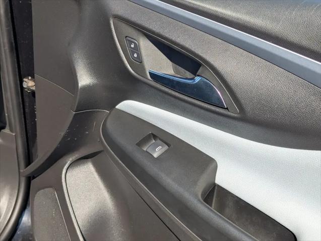 2025 Buick NV Preferred FWD