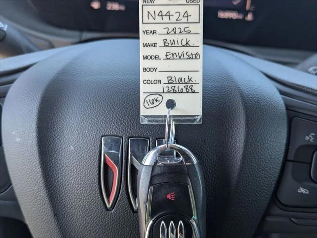 2025 Buick NV Preferred FWD