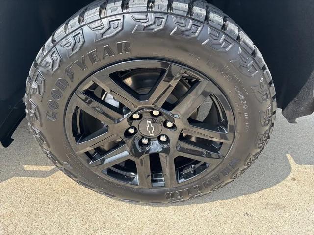 2023 Chevrolet Silverado 1500 4WD Crew Cab Short Bed Custom Trail Boss