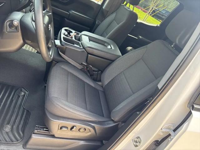 2023 Chevrolet Silverado 1500 4WD Crew Cab Short Bed Custom Trail Boss