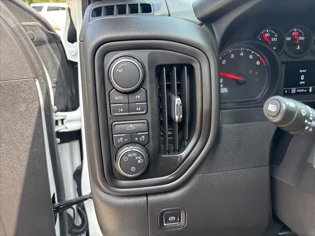 2023 Chevrolet Silverado 1500 4WD Crew Cab Short Bed Custom Trail Boss