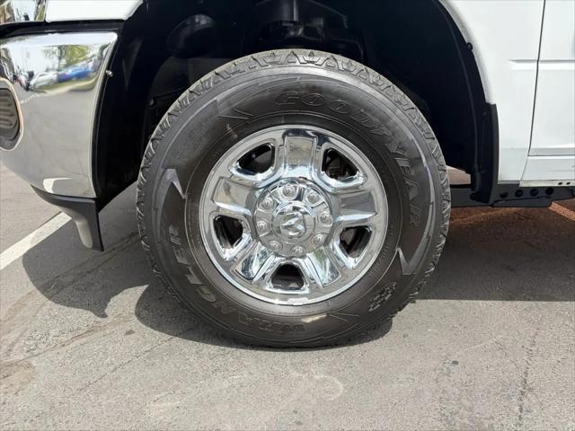 2022 Ram 2500 Tradesman Crew Cab 4x4 6'4" Box