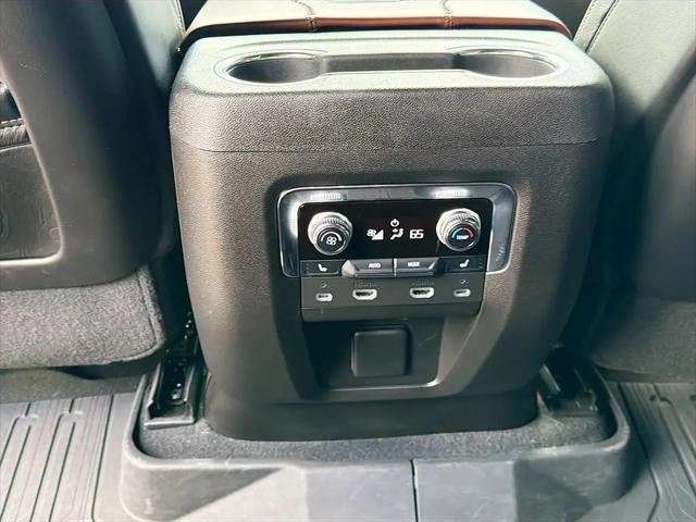 2023 GMC Yukon 4WD Denali Ultimate