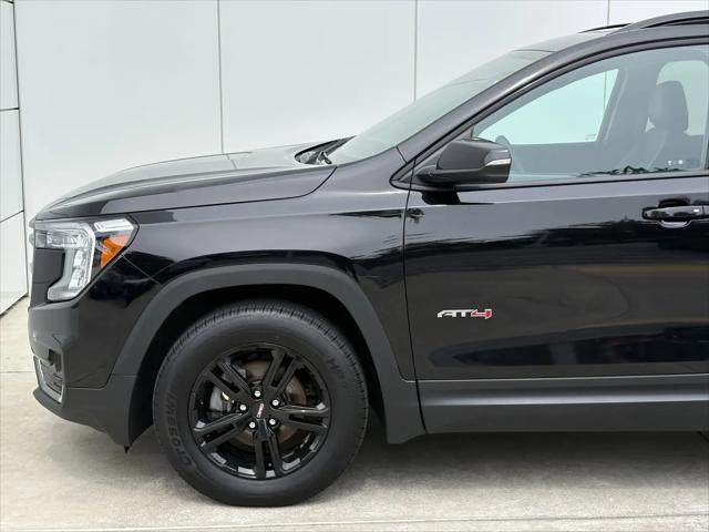 2023 GMC Terrain AWD AT4