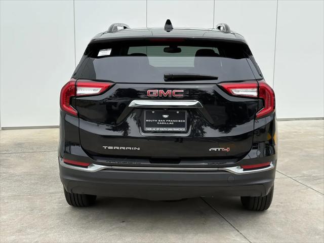 2023 GMC Terrain AWD AT4