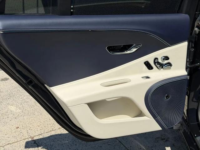 2024 Bentley Flying Spur Mulliner V8