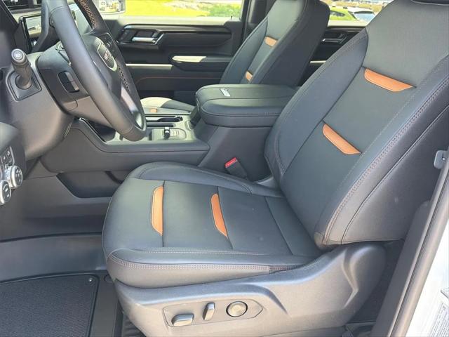 2026 GMC Sierra 2500HD Crew Cab, Standard Bed, AT4, 4WD