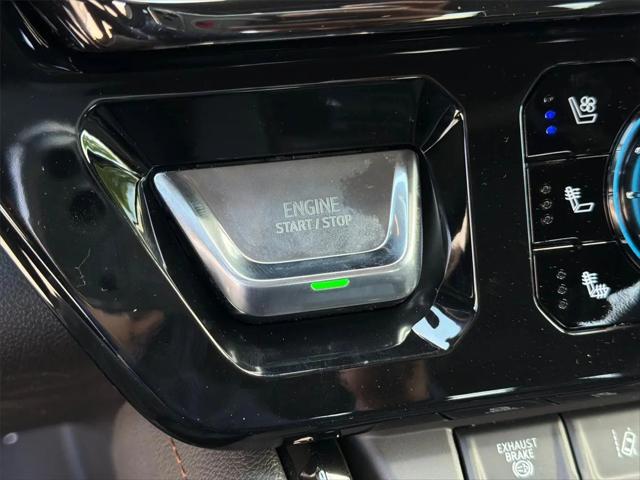 2026 GMC Sierra 2500HD Crew Cab, Standard Bed, AT4, 4WD