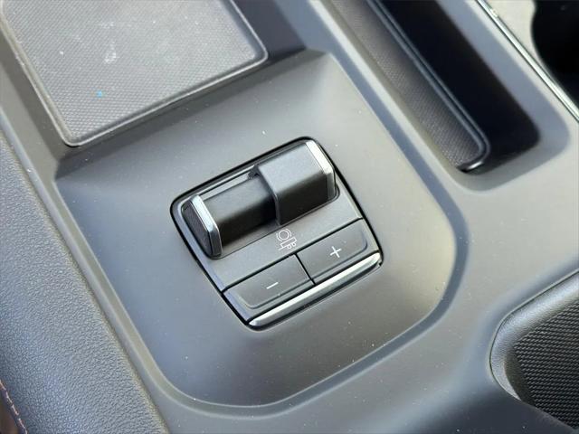 2026 GMC Sierra 2500HD Crew Cab, Standard Bed, AT4, 4WD