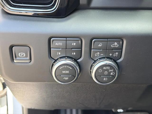 2026 GMC Sierra 2500HD Crew Cab, Standard Bed, AT4, 4WD